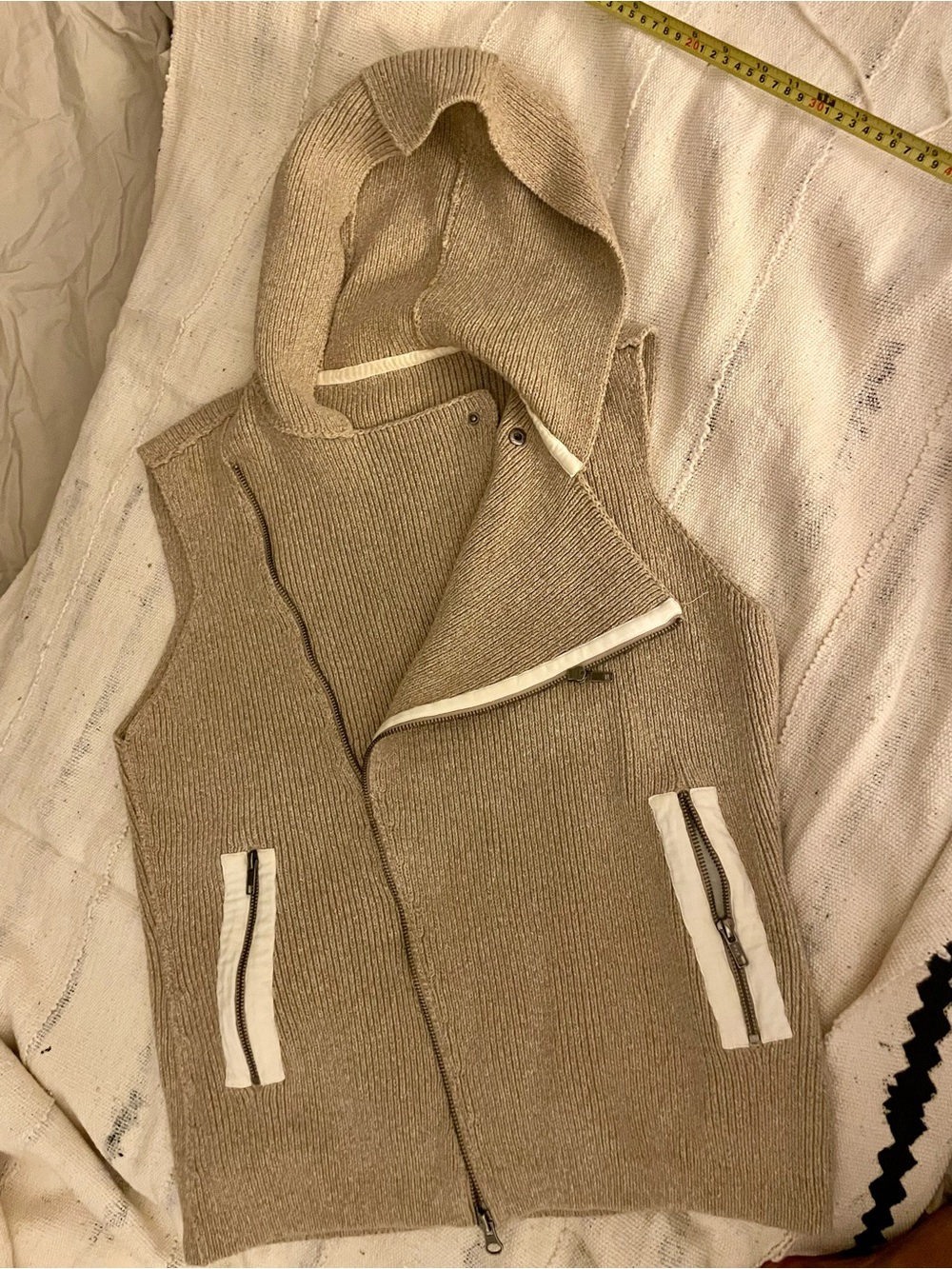 Men's Hooded Zip-Front Knit Vest in Beige w major hardware